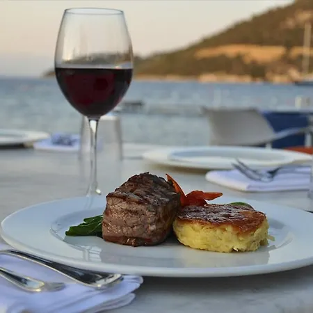 Fiko Oda ve Kahvaltı Göltürkbükü