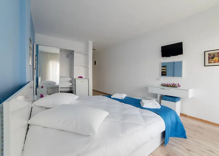 فندق مبيت وإفطار Fiko